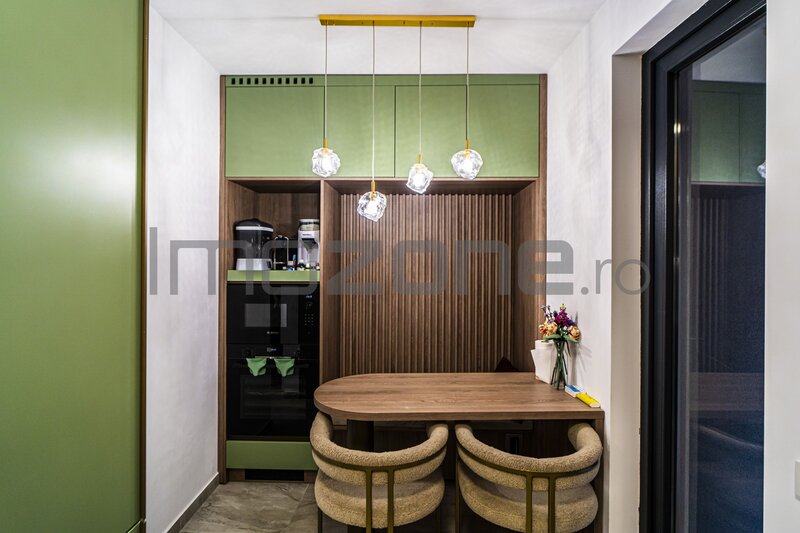 Lujerului Plaza Mall, 2 camere, 60 mp, etaj 2,mobilat, parcare subsol, boxa