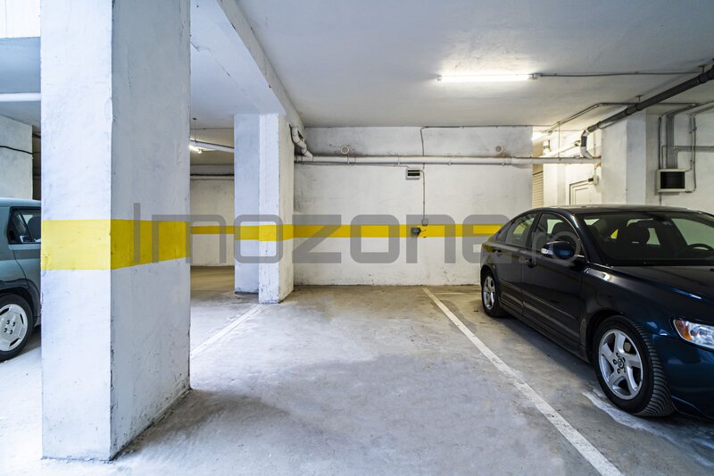 Lujerului Plaza Mall, 2 camere, 60 mp, etaj 2,mobilat, parcare subsol, boxa